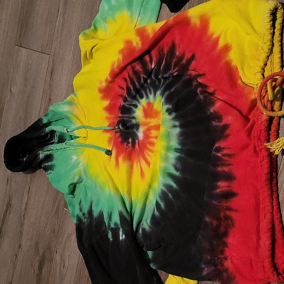 Tshirt Hoodie - Picture 2 of 2